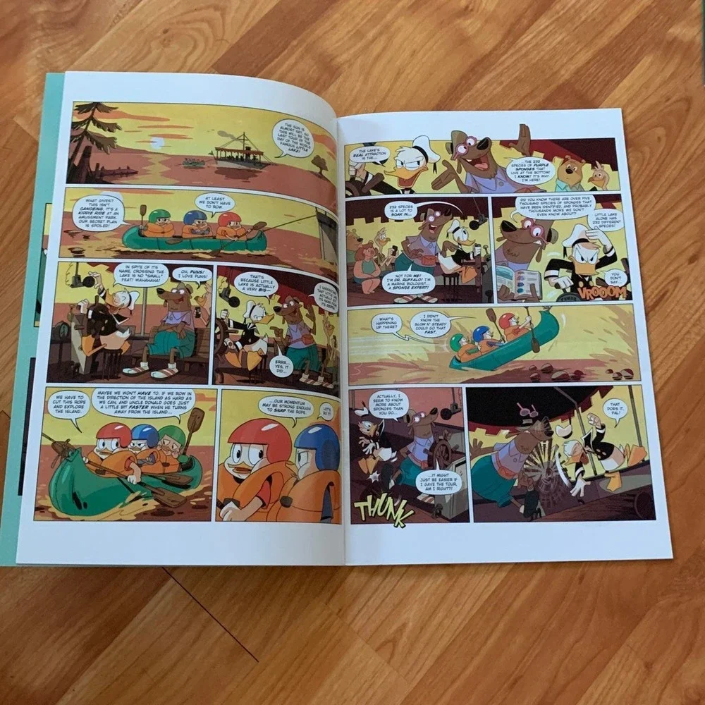 Bundle‎ of 4 Disney Comics